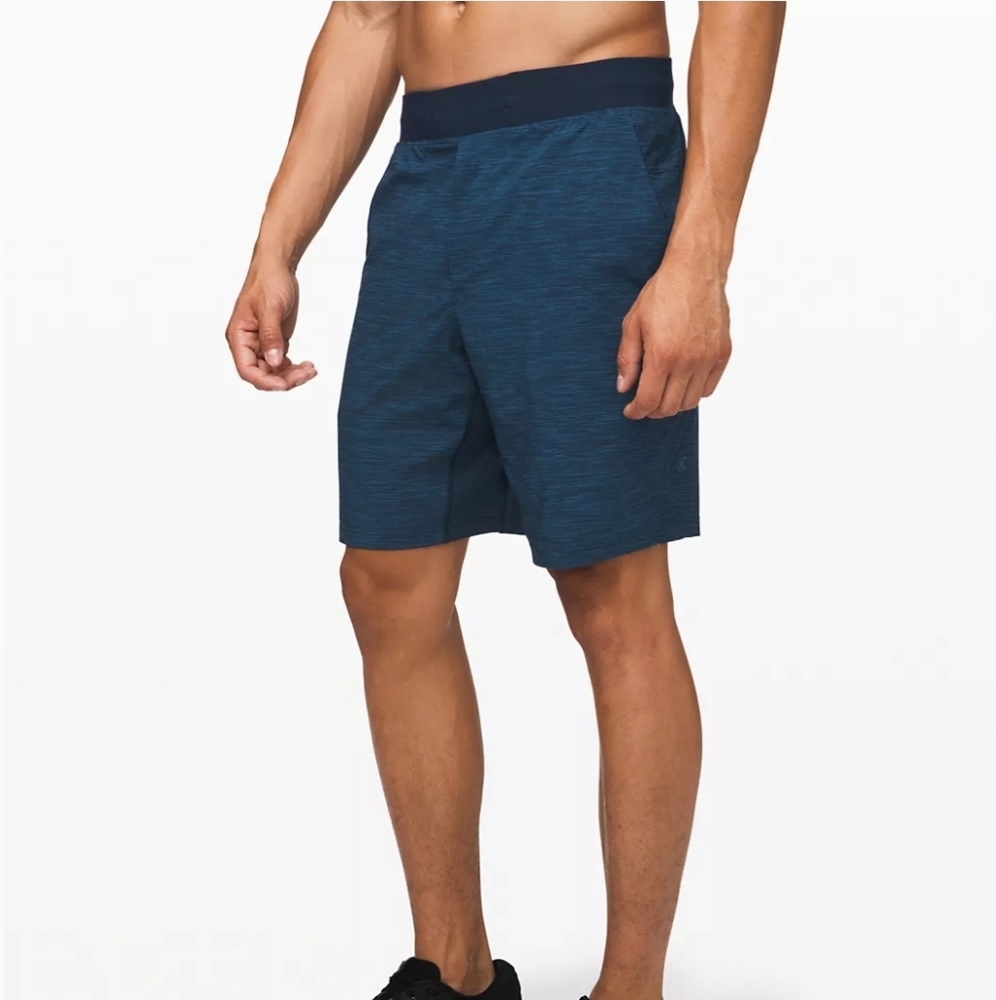 Lululemon T.H.E Short 9" Lined
